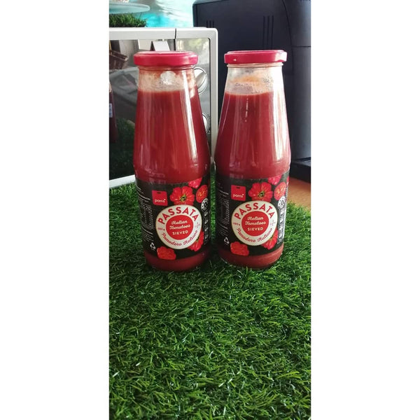 Pams Passata Italian Tomatoes Sieved 680g